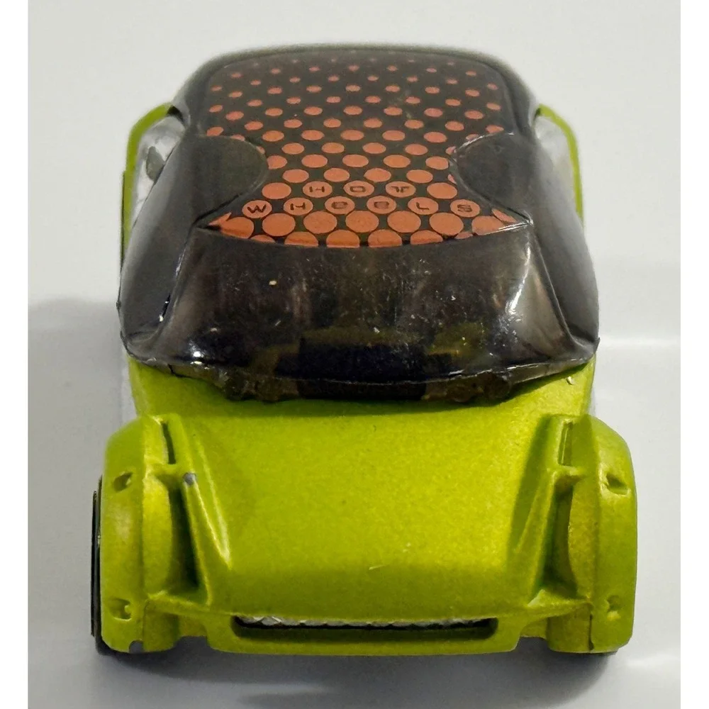 Hot Wheels Hi I.Q. Diecast Car‎ Kids 1:64 Lime Green 2004 First Editions